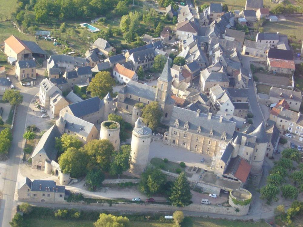 Maison Avec Veranda Proche Du Centre Ville Риньяк Экстерьер фото